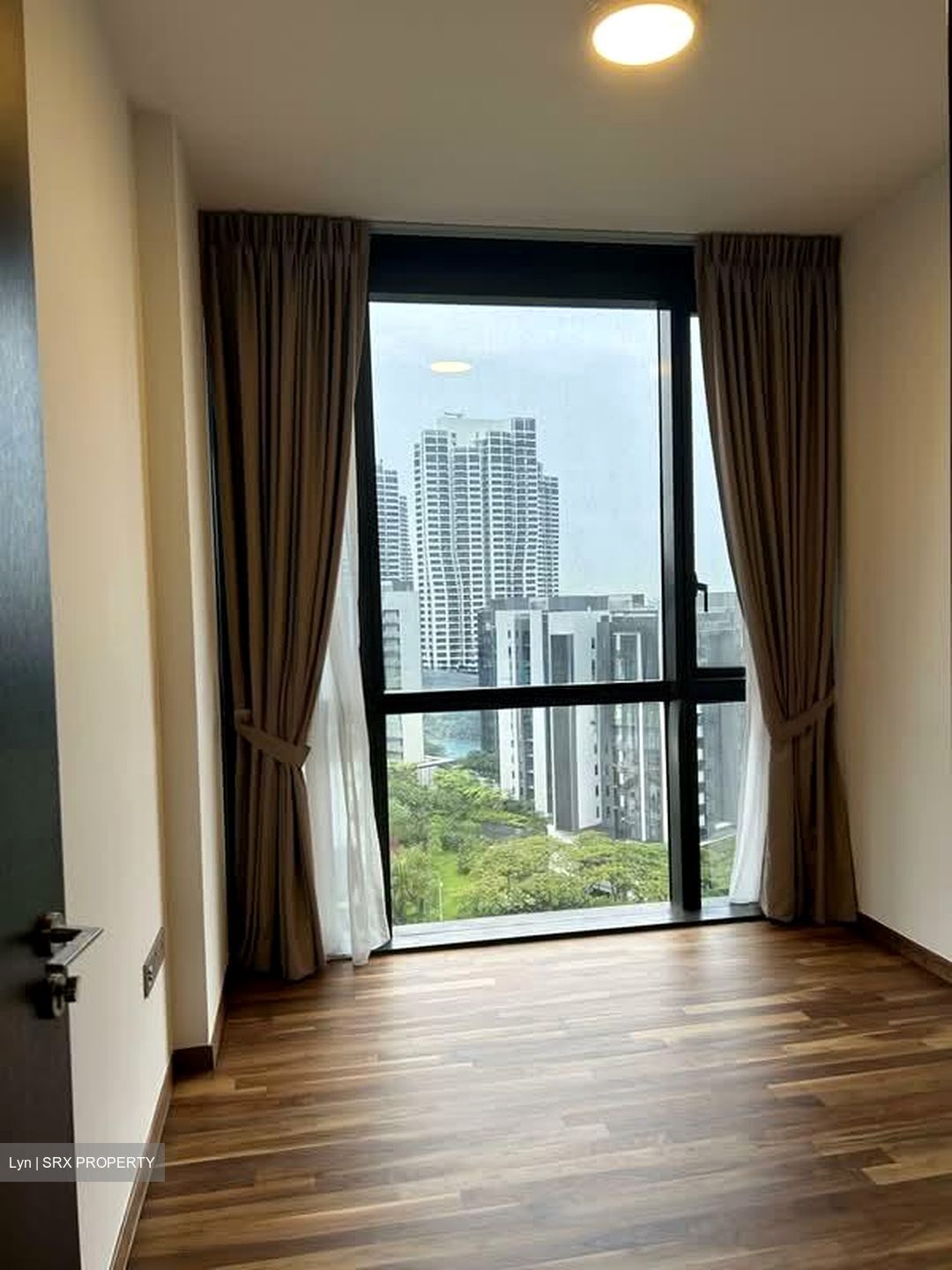 Hyll On Holland (D10), Condominium #583497071